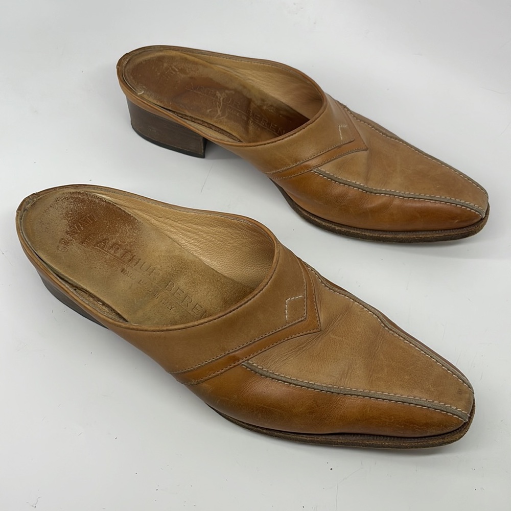VINTAGE 90s GRAVATI By Arthur Beren Leather Mules